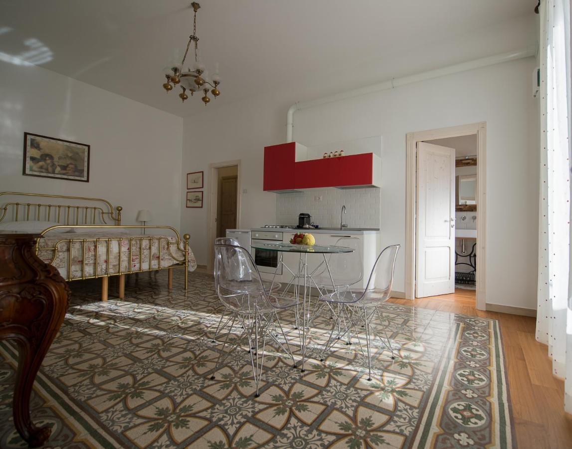 Ai Cappuccini Guest House نويكاتارو المظهر الخارجي الصورة