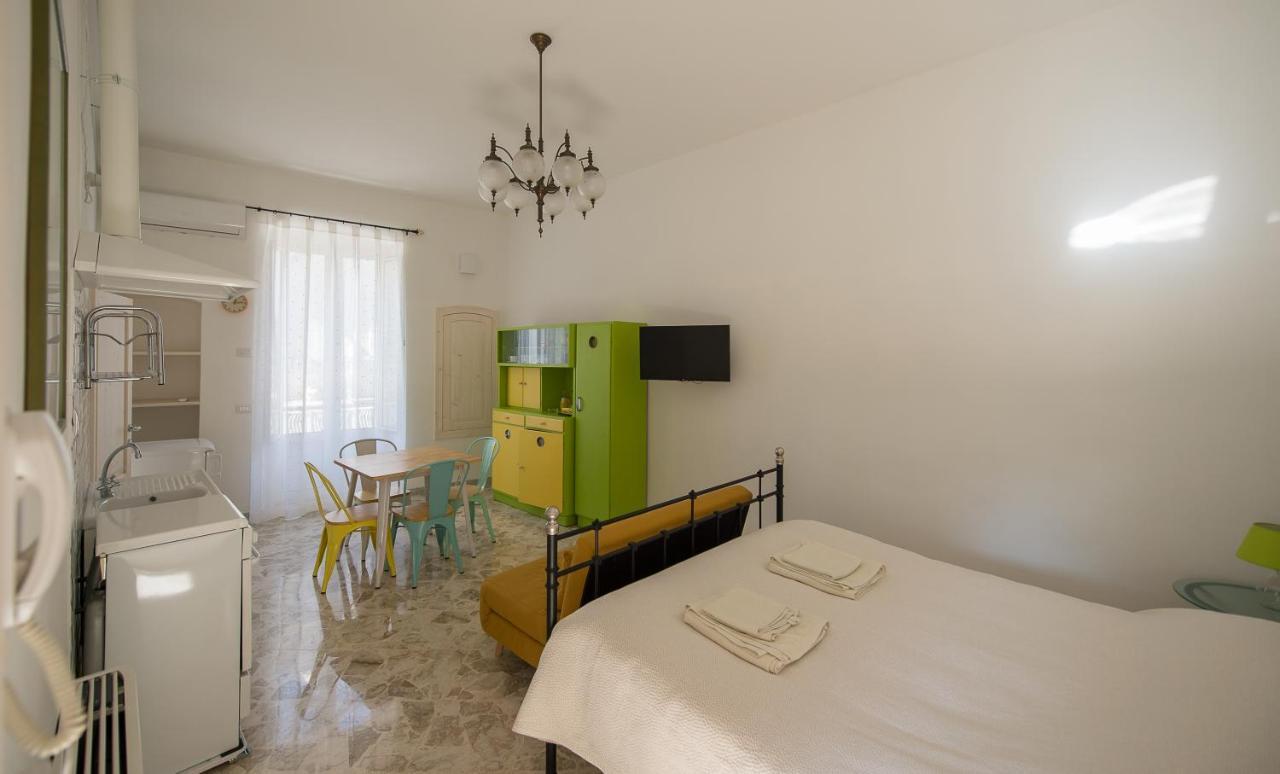 Ai Cappuccini Guest House نويكاتارو المظهر الخارجي الصورة